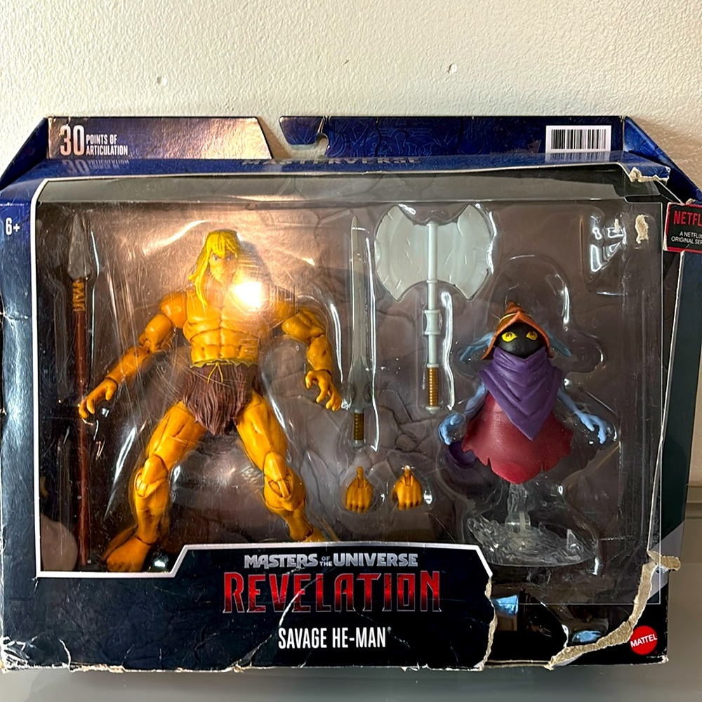 Masters of the Universe Revelation NWT Savage He-Man in excellent new condition